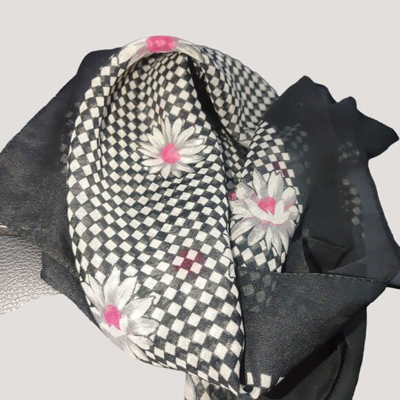 Elaine Gold Black White Checkered Floral Print Scarf 100% Polyester Made Italy - Picture 3 of 9